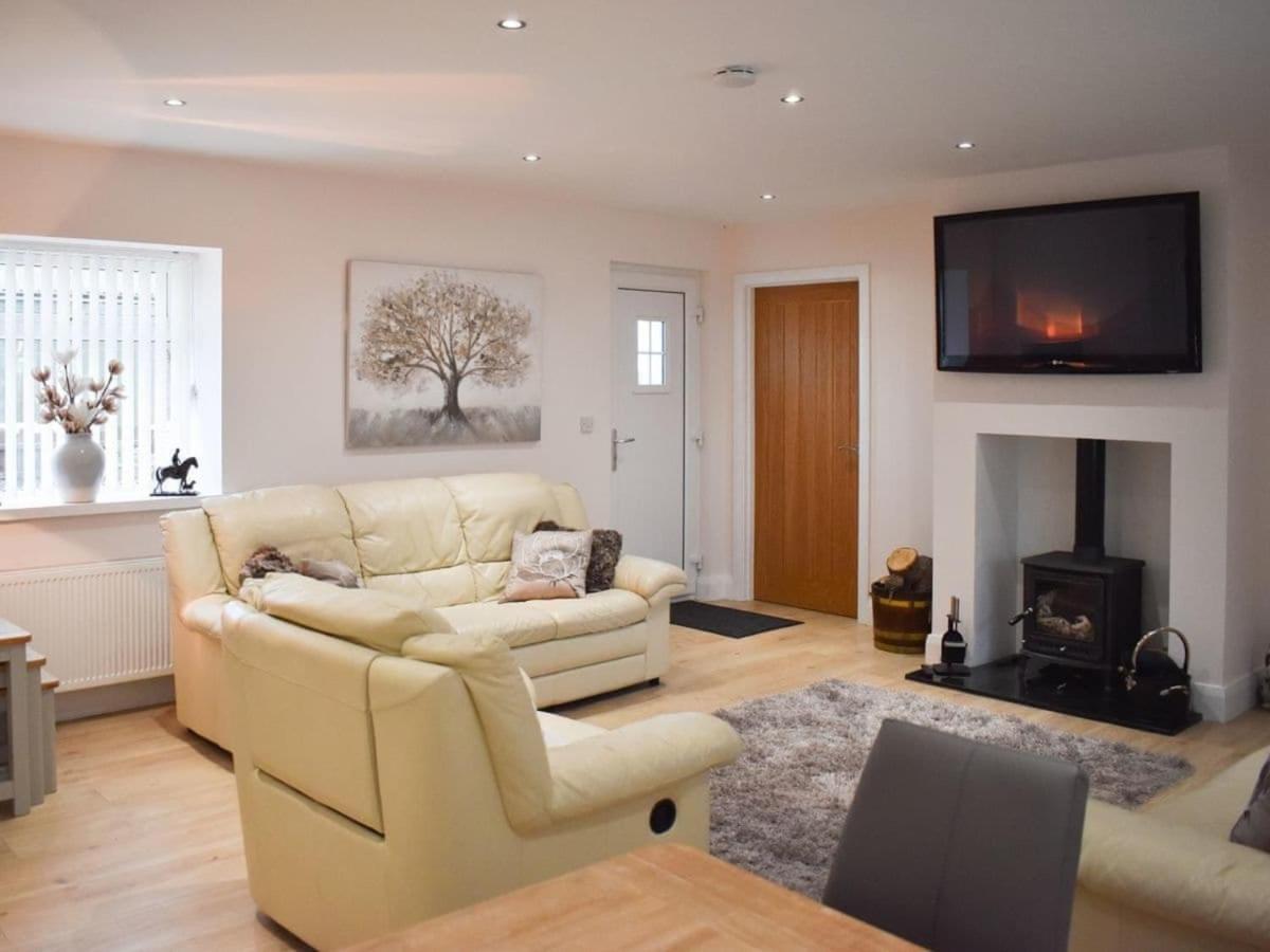 Rose Cottage Captivating 1-Bed Cottage In Bangor المظهر الخارجي الصورة